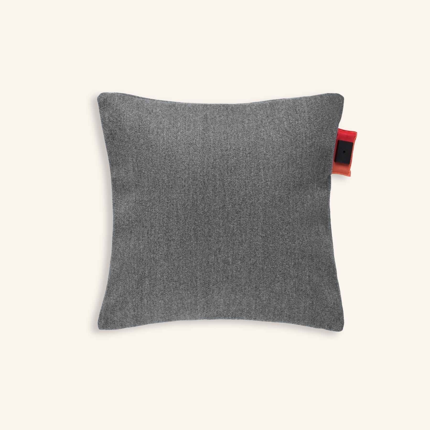 Snoovi™ 18” x 18” | Classic