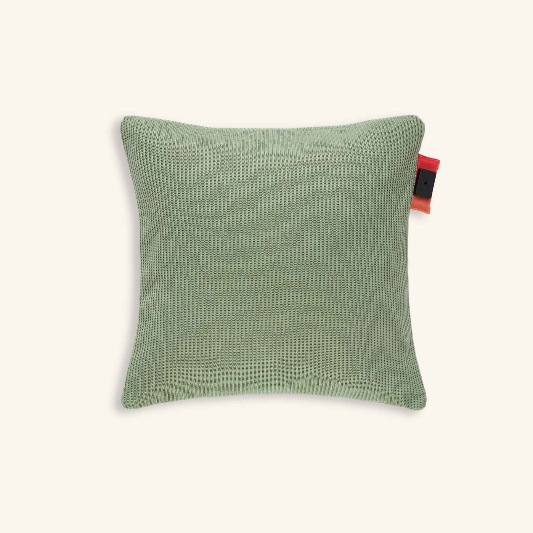 Snoovi™ 18” x 18” | Knitted