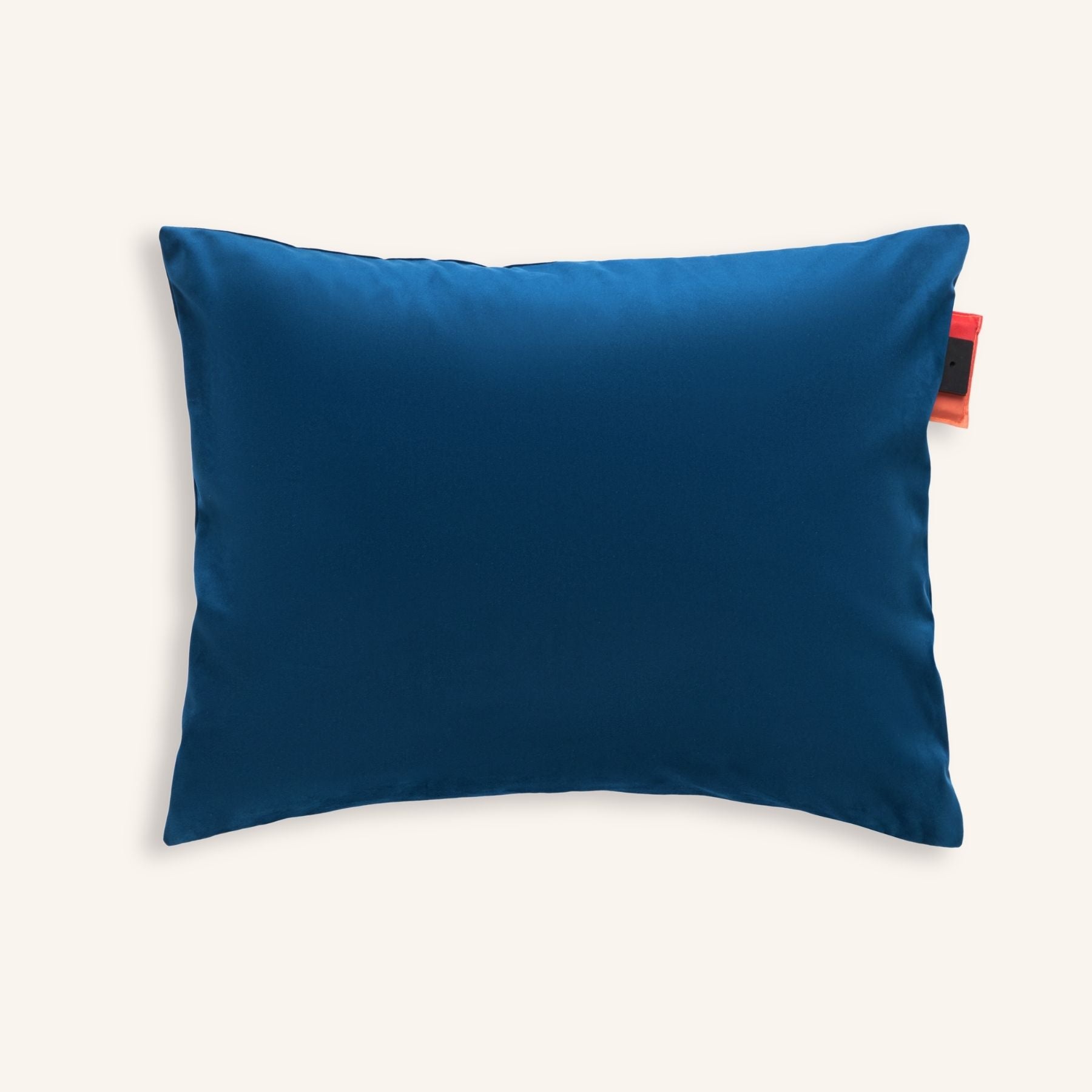Snoovi™ 18” x 24” | Velvet