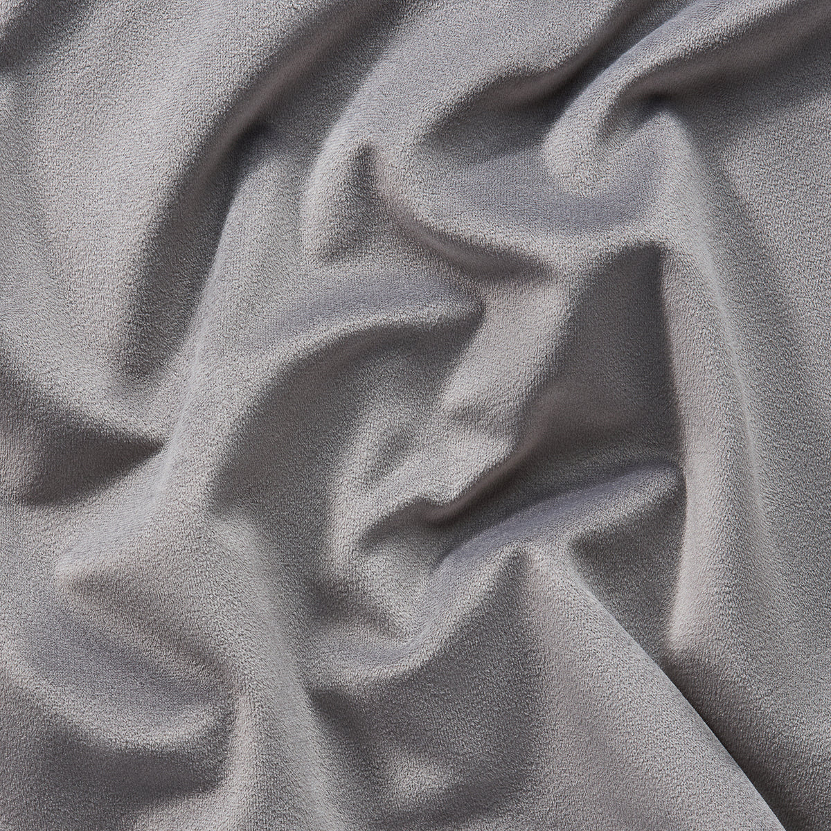 Snoovi 2™ 18" x 18" | Velvet